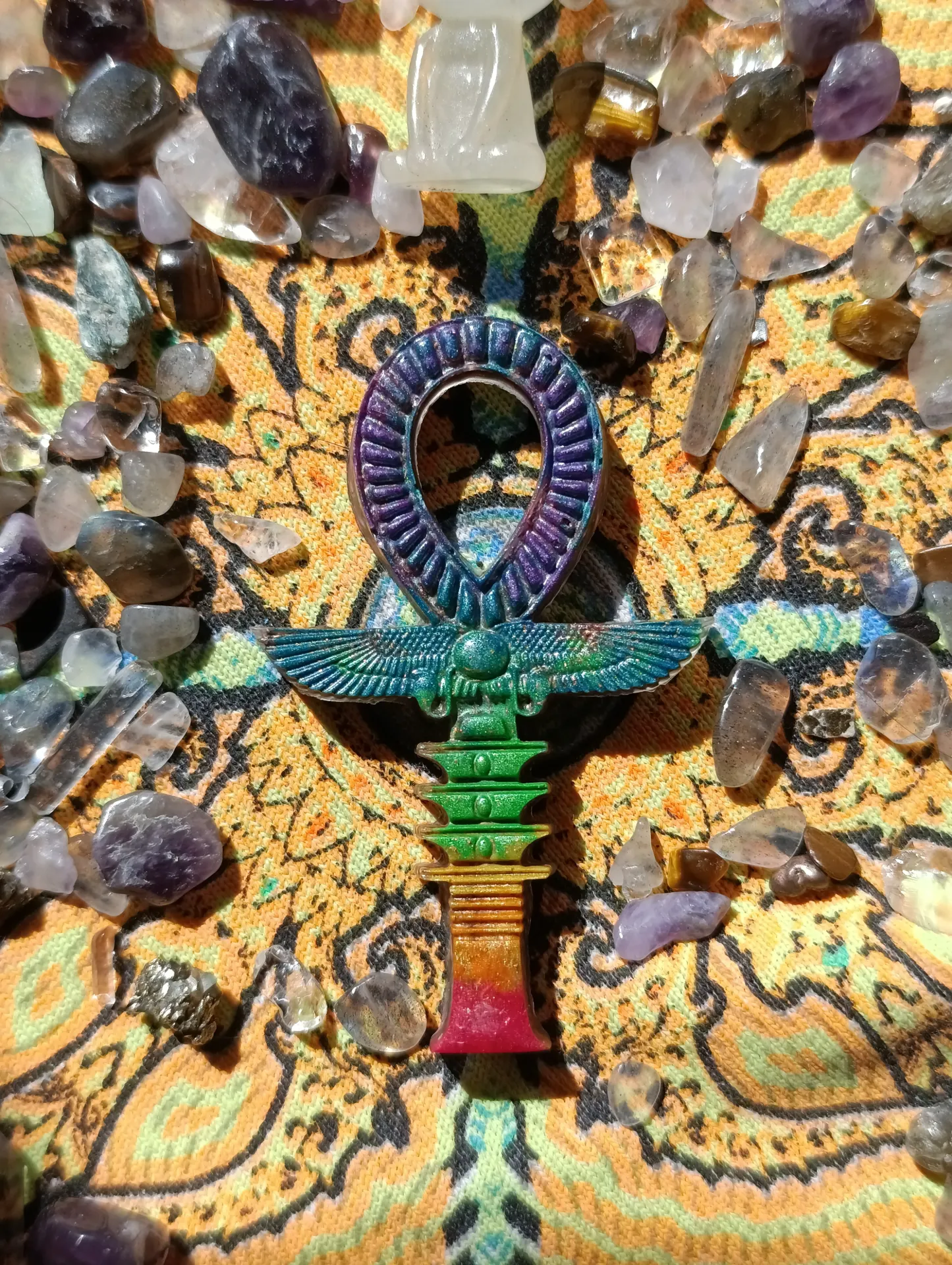 Lucy'ANKH  Amulette Clef de Ankh Égyptienne 7 Chakras phosphorescent Osiri/Isis/Djed